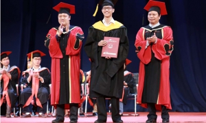 Sinh viên FPT dự lễ tốt nghiệp tại Hòa Lạc